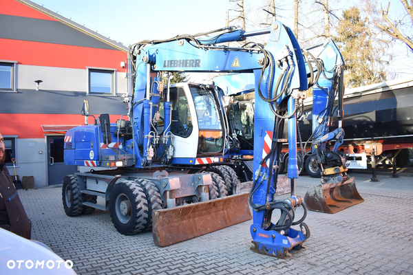 Liebherr 316 Koparka kołowa 18 T. / Klimatyzacja/ Szybkozłącze/ 11.200 Mth/  Stan perfekcyjny !