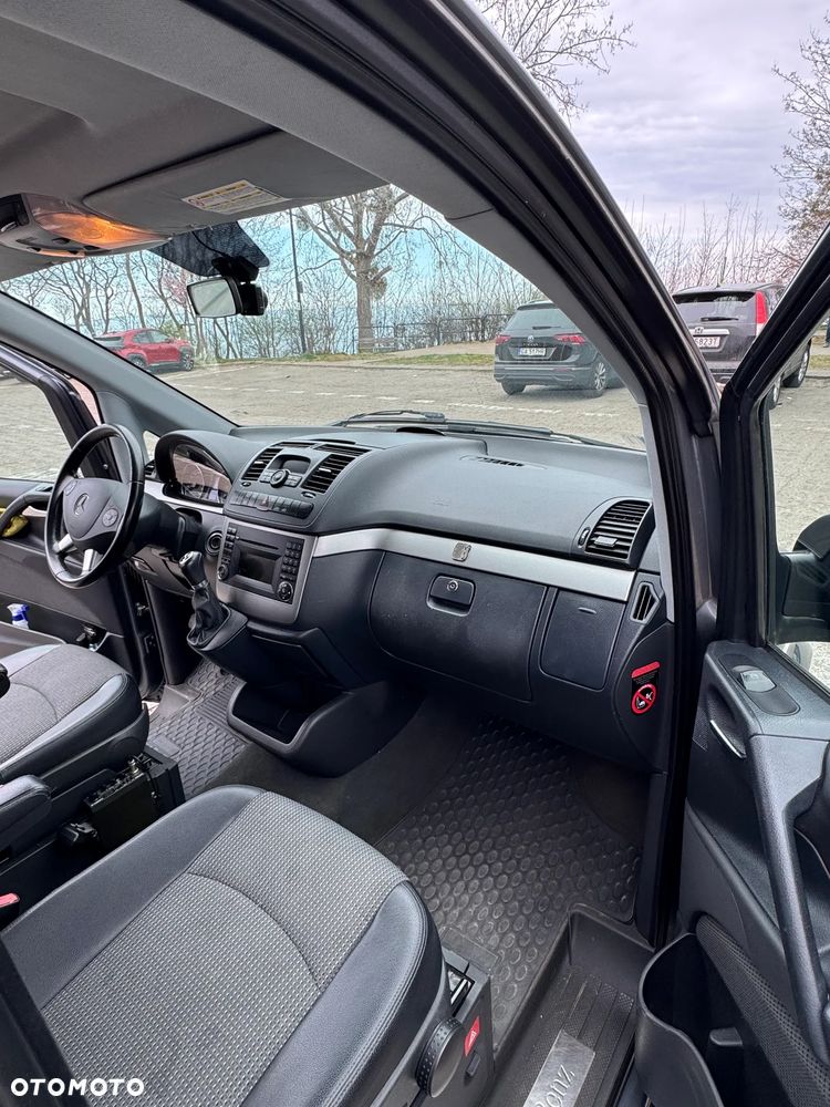 Mercedes-Benz Viano - 11