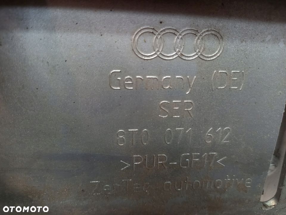 Audi A5 8T0 S5 dokladka zderzaka spoiler przod - 4