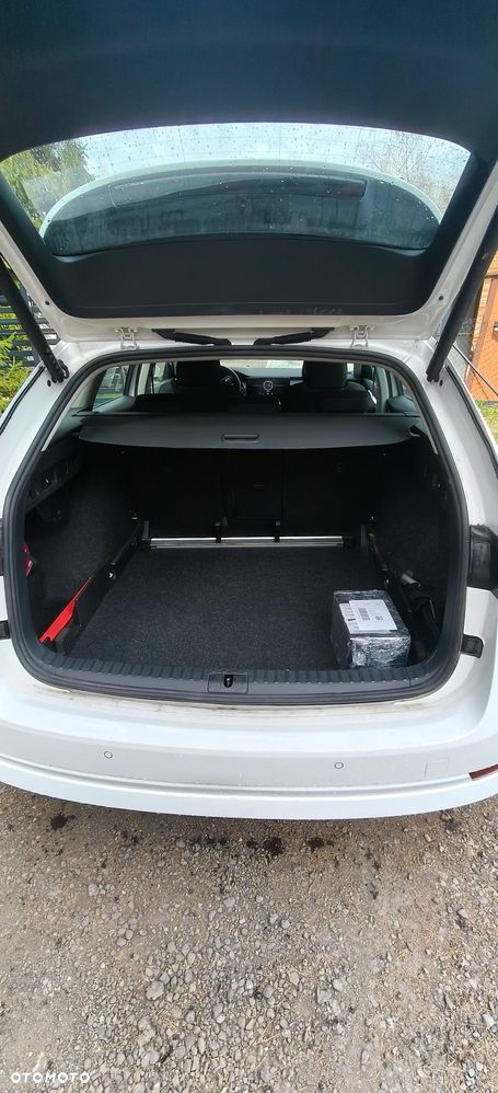 Skoda Octavia 2.0 TDI DSG Selection Plus - 7