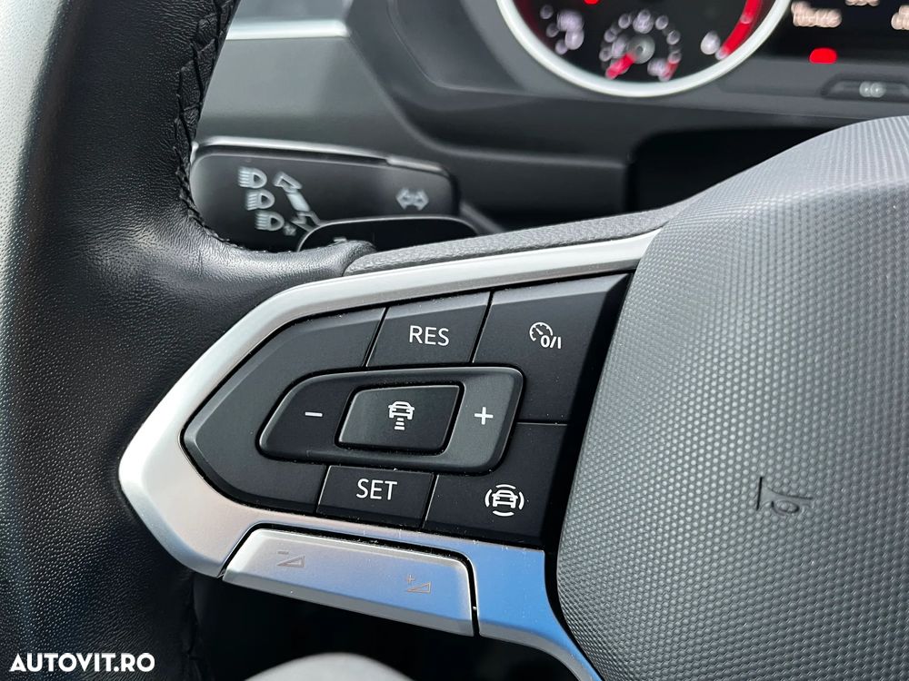 Volkswagen Tiguan - 15