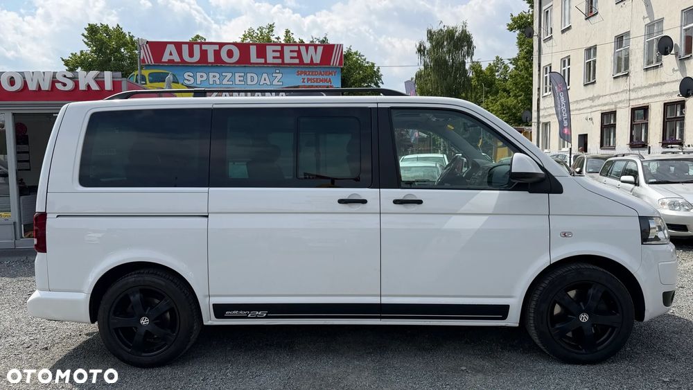 Volkswagen Multivan - 5