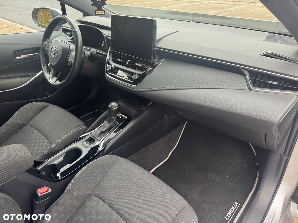 Toyota Corolla 1.8 Hybrid Comfort - 31