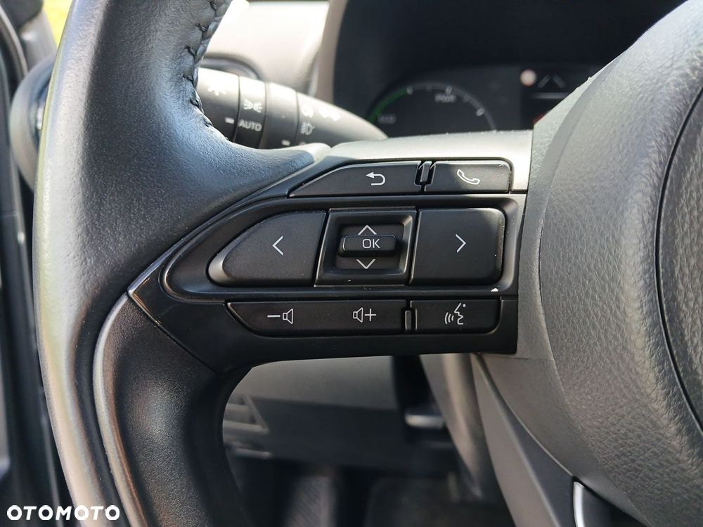 Toyota Yaris Hybrid 1.5 Comfort - 28
