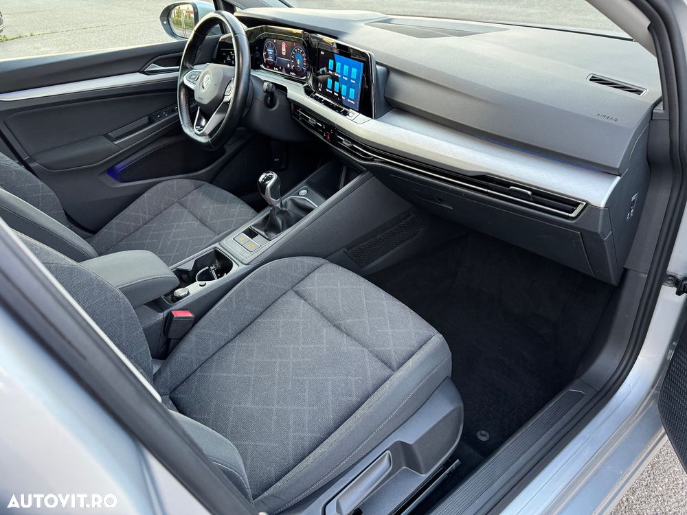 Volkswagen Golf 2.0 TDI SCR Life - 25
