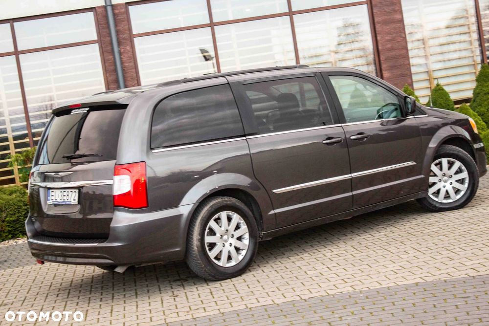 Chrysler Town & Country 3.6 Touring - 9