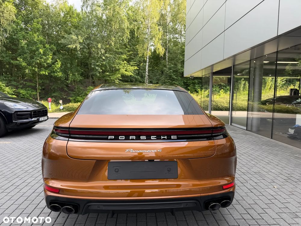 Porsche Panamera 4 - 5