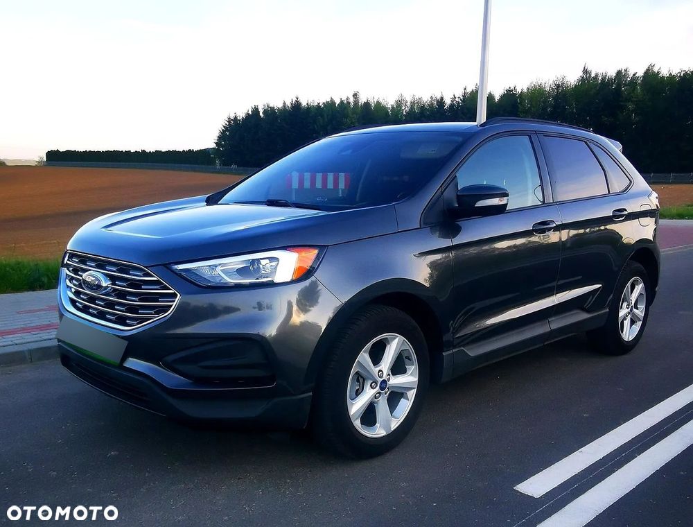 Ford Edge - 1