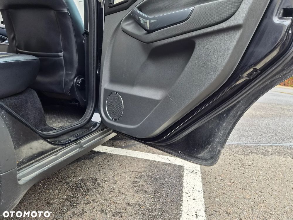 Ford Kuga 2.5 4x4 Titanium - 13