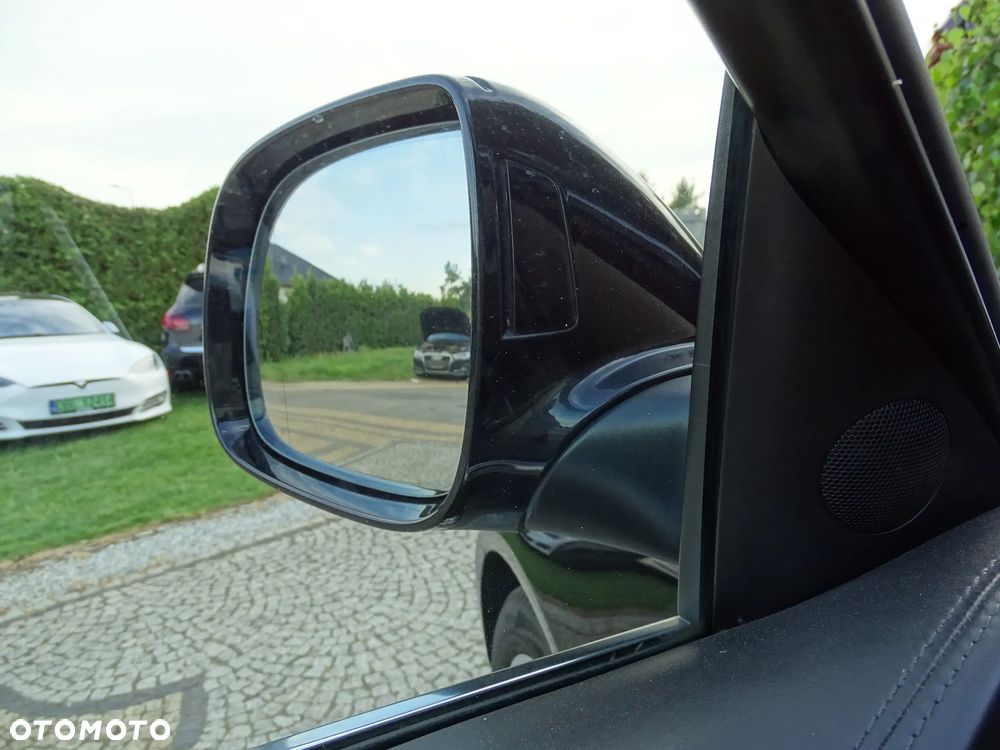 Volkswagen Touareg 5.0 V10 TDI DPF Automatik Individual - 19