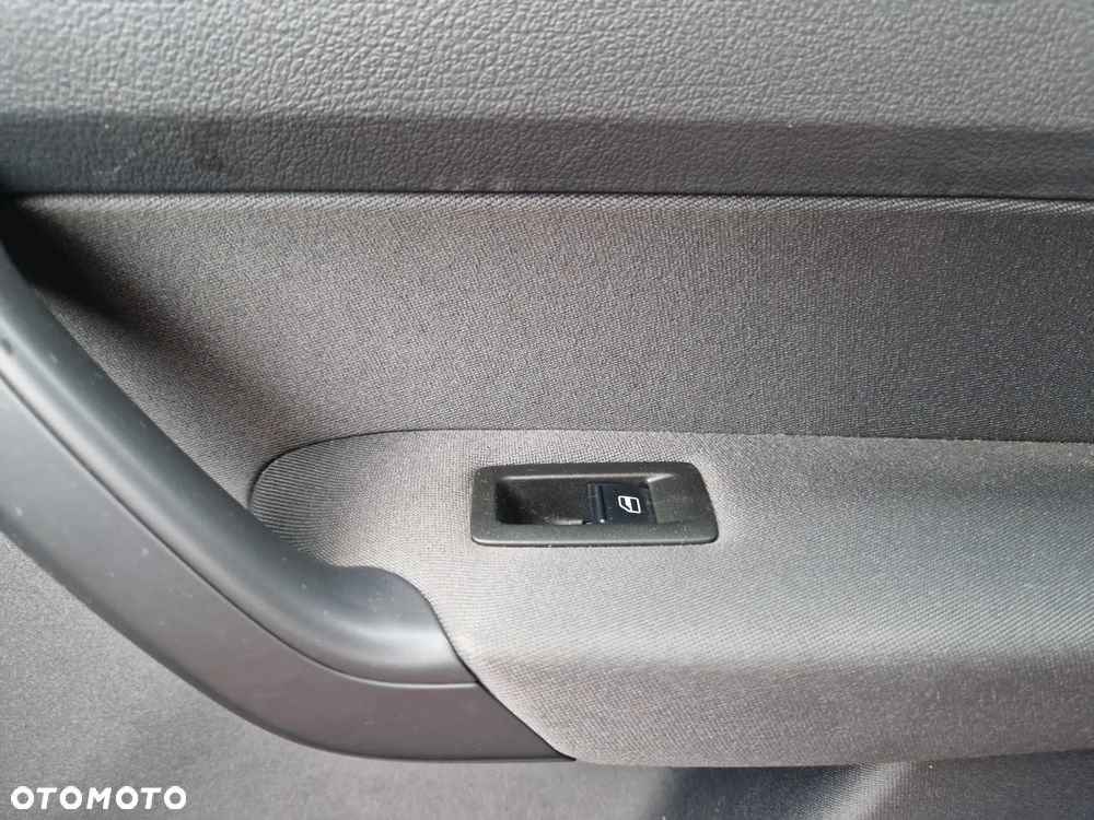 Volkswagen Caddy - 29