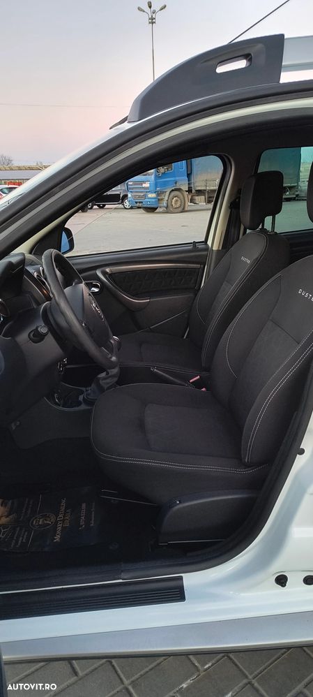 Dacia Duster 1.5 dCi 4x4 Prestige - 16