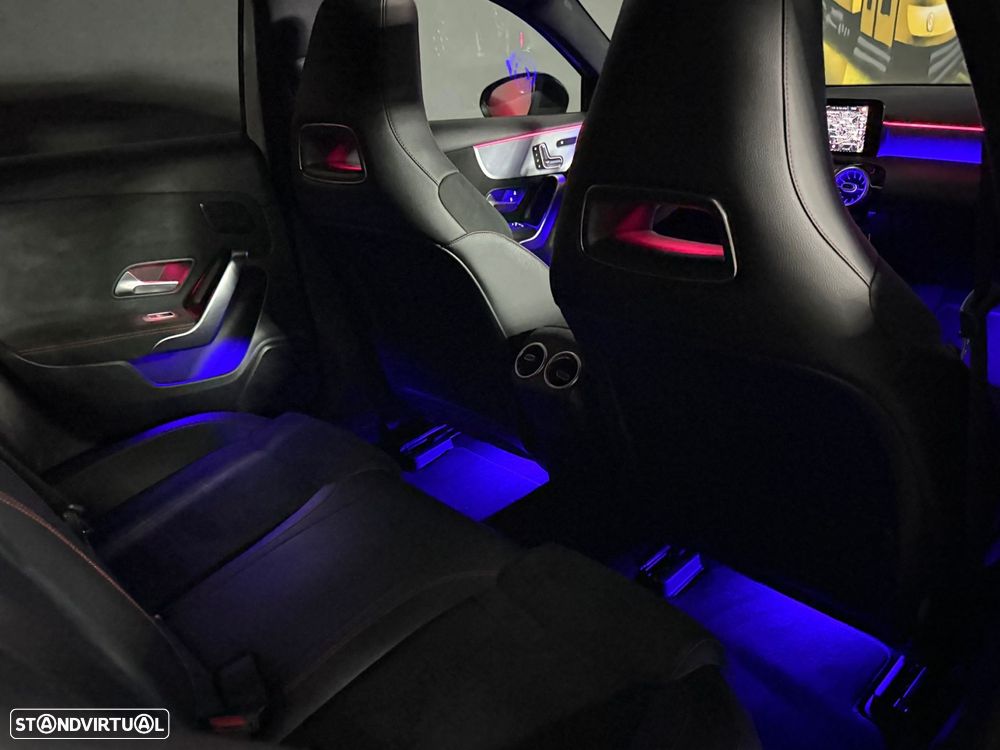 Mercedes-Benz A 250 e 8G-DCT AMG Line - 18