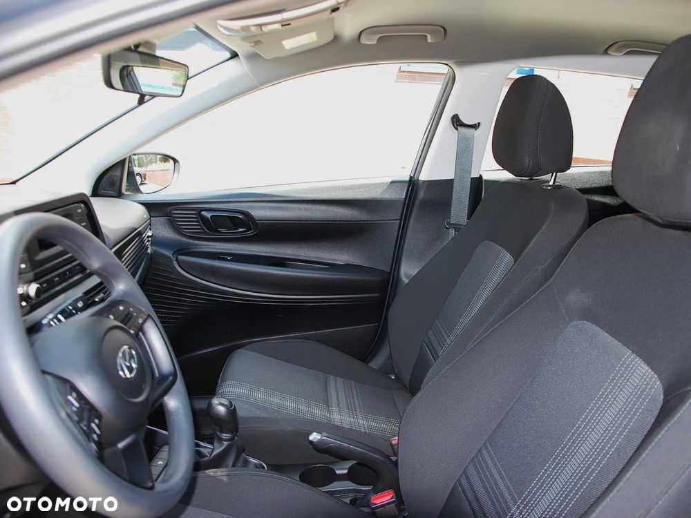 Hyundai i20 1.2 Pure - 10