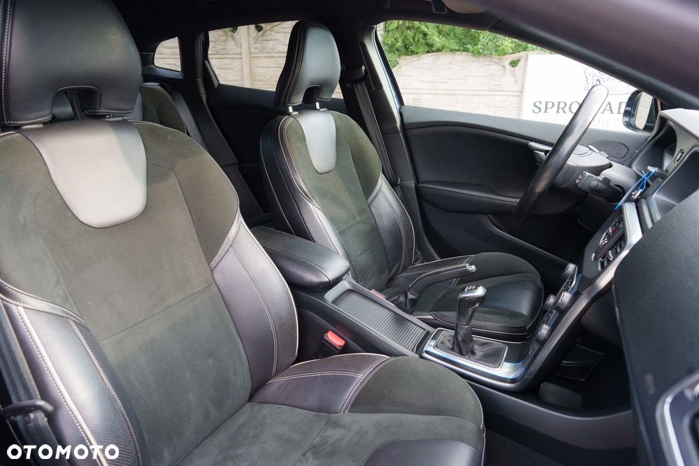 Volvo V40 D4 RDesign - 23