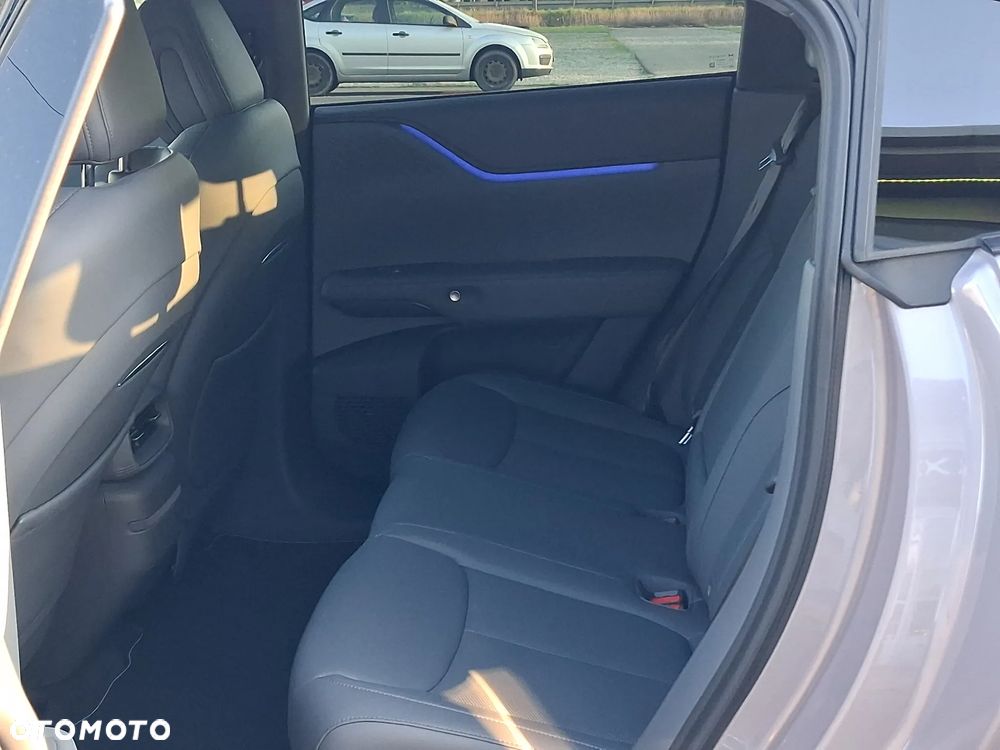 XPeng G6 80.8 kWh RWD Long Range PRO - 11