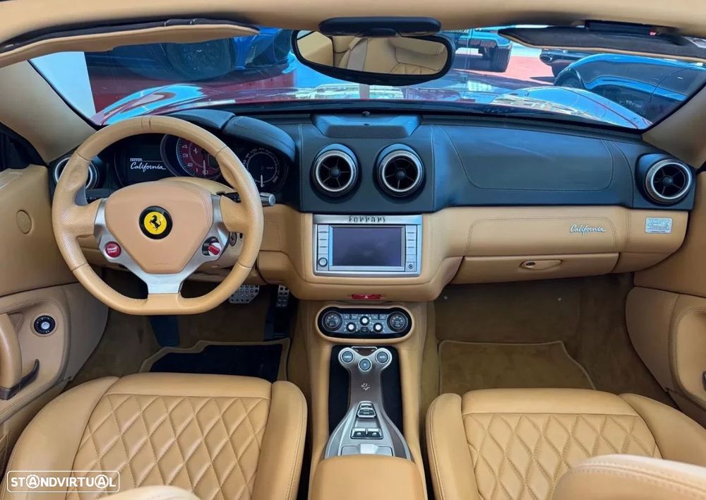 Ferrari California - 12