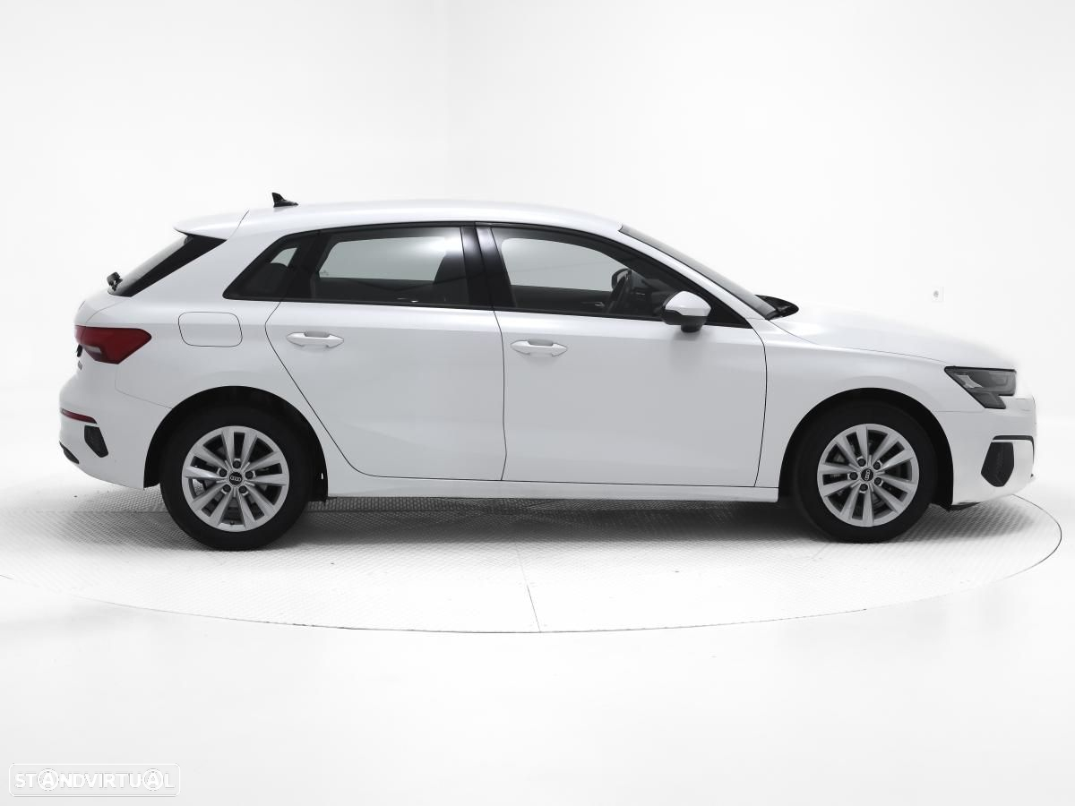 Audi A3 Sportback 30 TFSI S tronic - 2