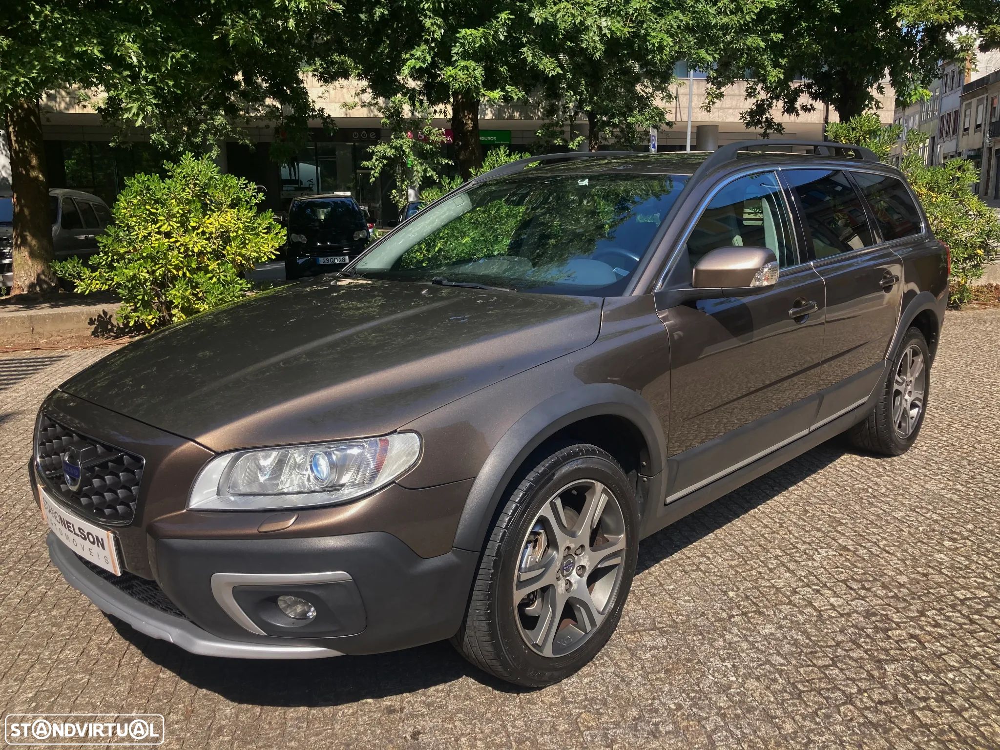 Volvo XC 70 2.0 D4 Summum - 1