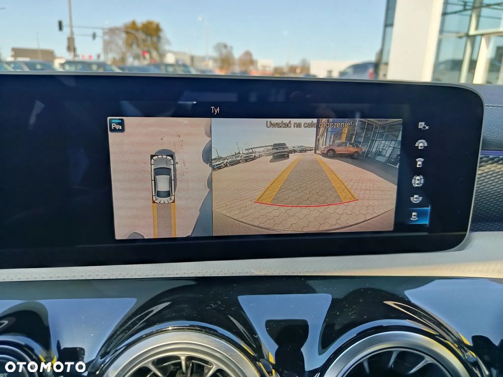 Mercedes-Benz CLA 220 Progressive 7G-DCT - 9