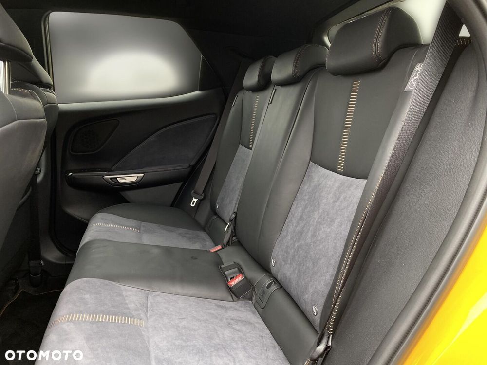 Lexus LBX 1.5 Hybrid Cool - 13