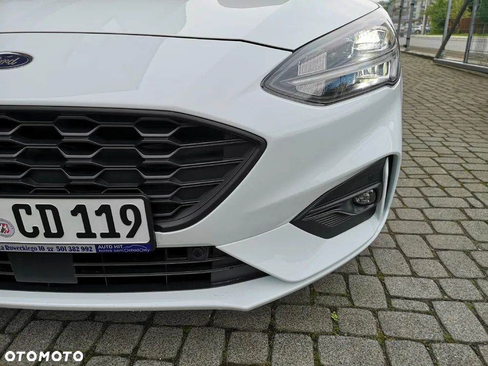 Ford Focus 1.0 EcoBoost ST-Line - 10