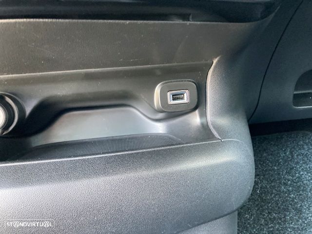 Citroën C4 Cactus PureTech 82 Shine - 24