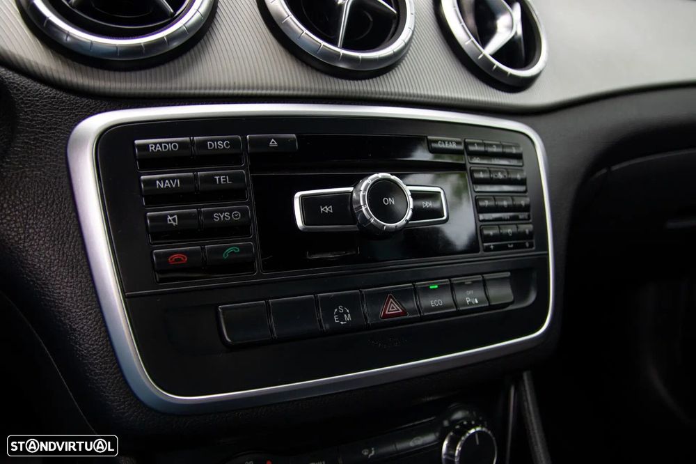 Mercedes-Benz CLA 220 CDI Urban Aut. - 39