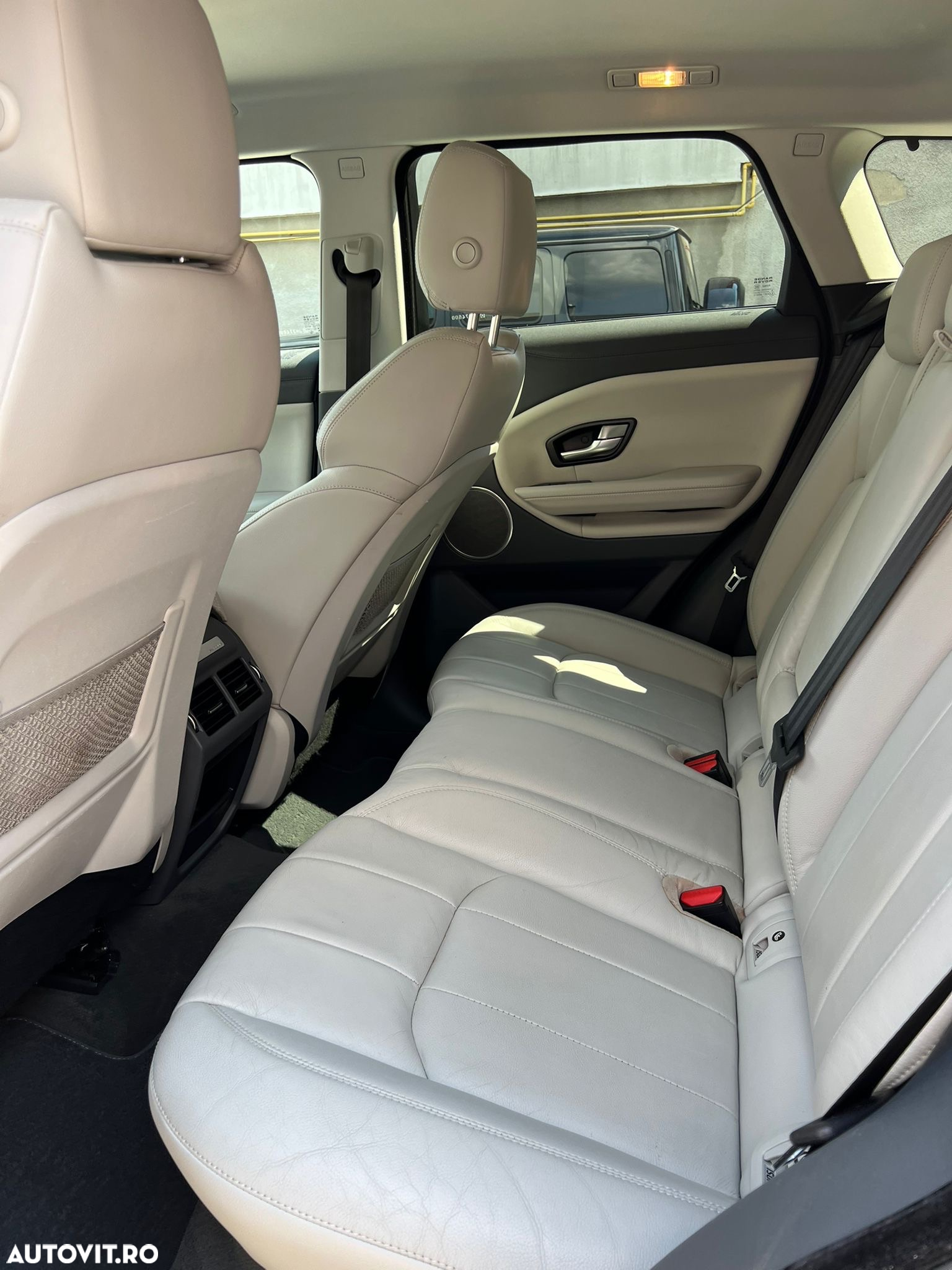 Land Rover Range Rover Evoque - 9
