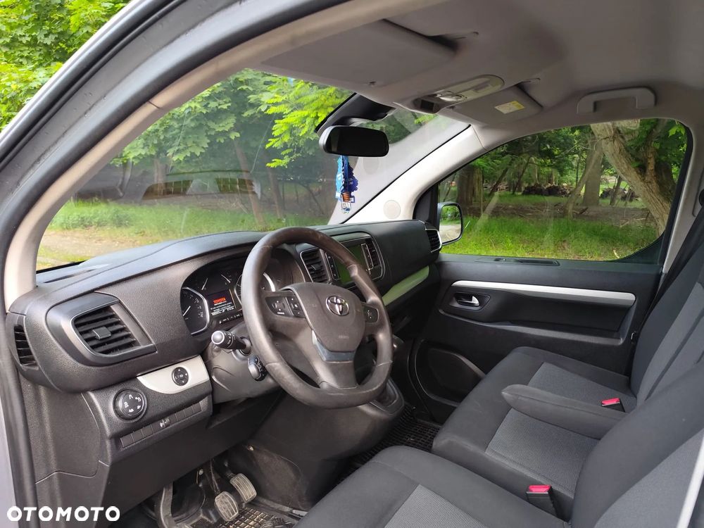 Toyota ProAce 1,5-l-D-4D L1 (9-Si.) Comfort - 10