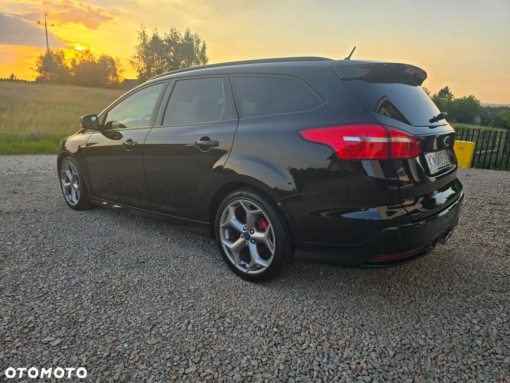 Ford Focus - 4