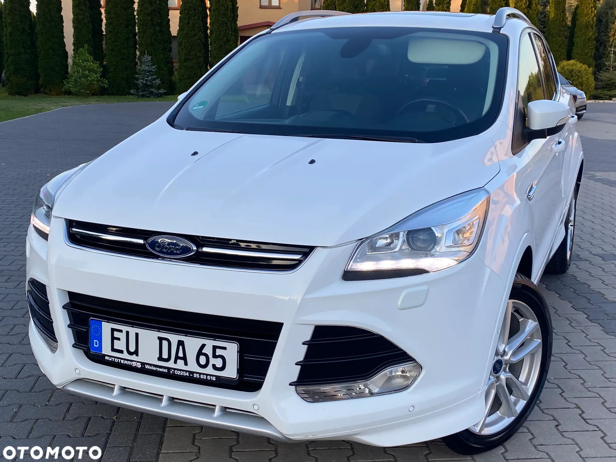 Ford Kuga 2.0 TDCi 4WD Titanium - 1