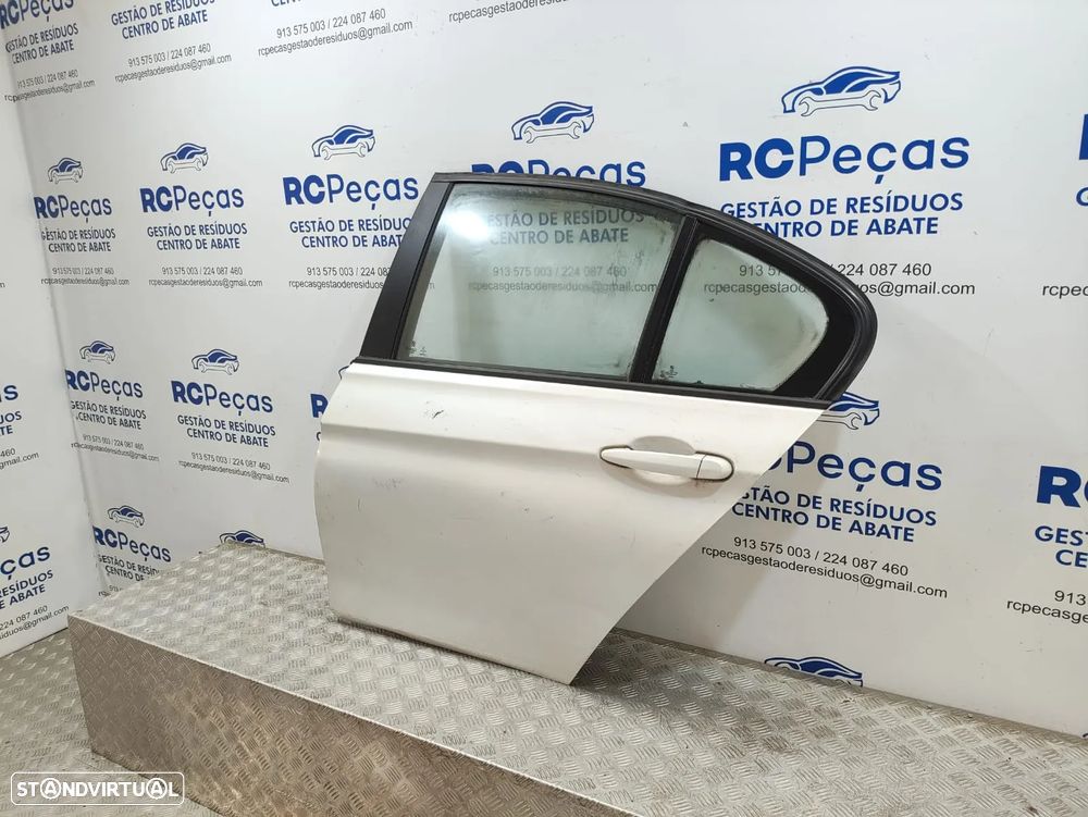 Porta Tras Traseira Esquerda BMW Serie 3 F30 Sedan Carro 2011 a 2018 - 2