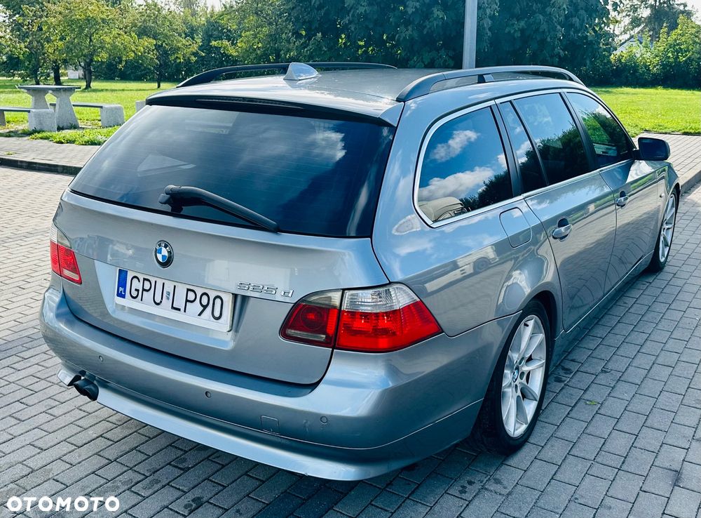 BMW Seria 5 525d - 5