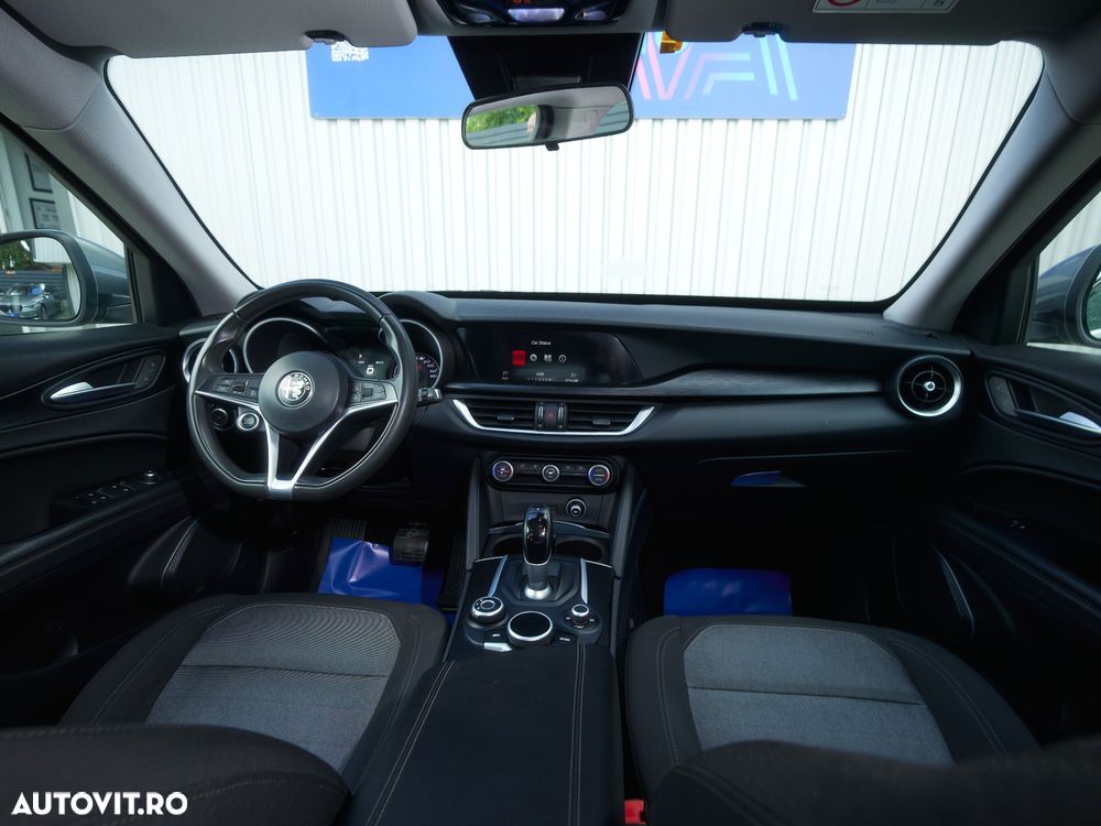 Alfa Romeo Stelvio 2.2 16V AT8-Q4 Executive - 8