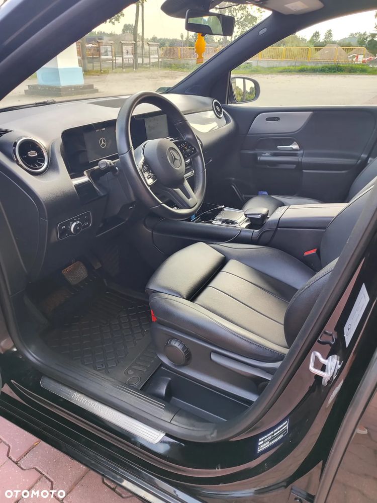 Mercedes-Benz Klasa B 180 d Style 7G-DCT - 12