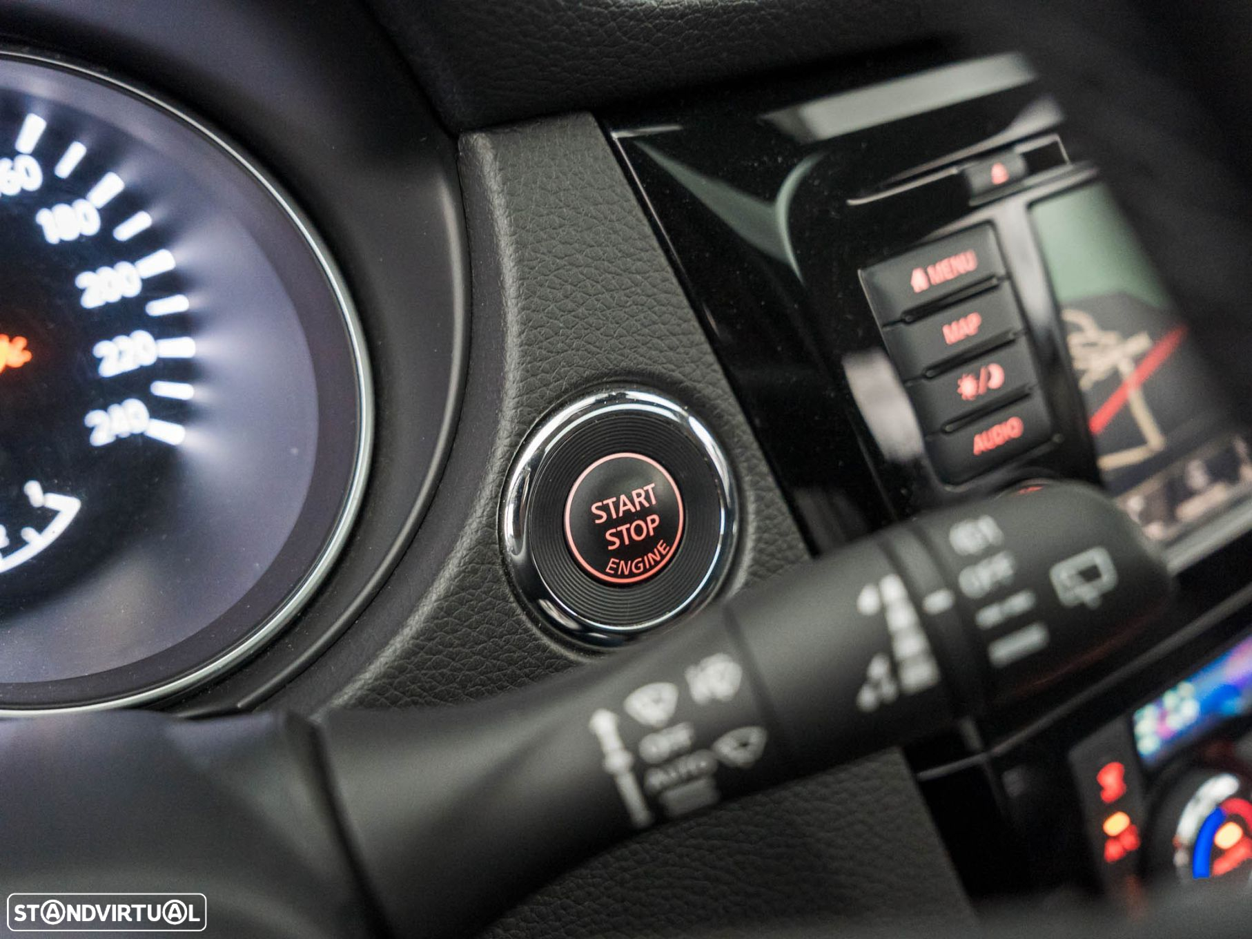 Nissan Qashqai 1.5 dCi N-Connecta - 22
