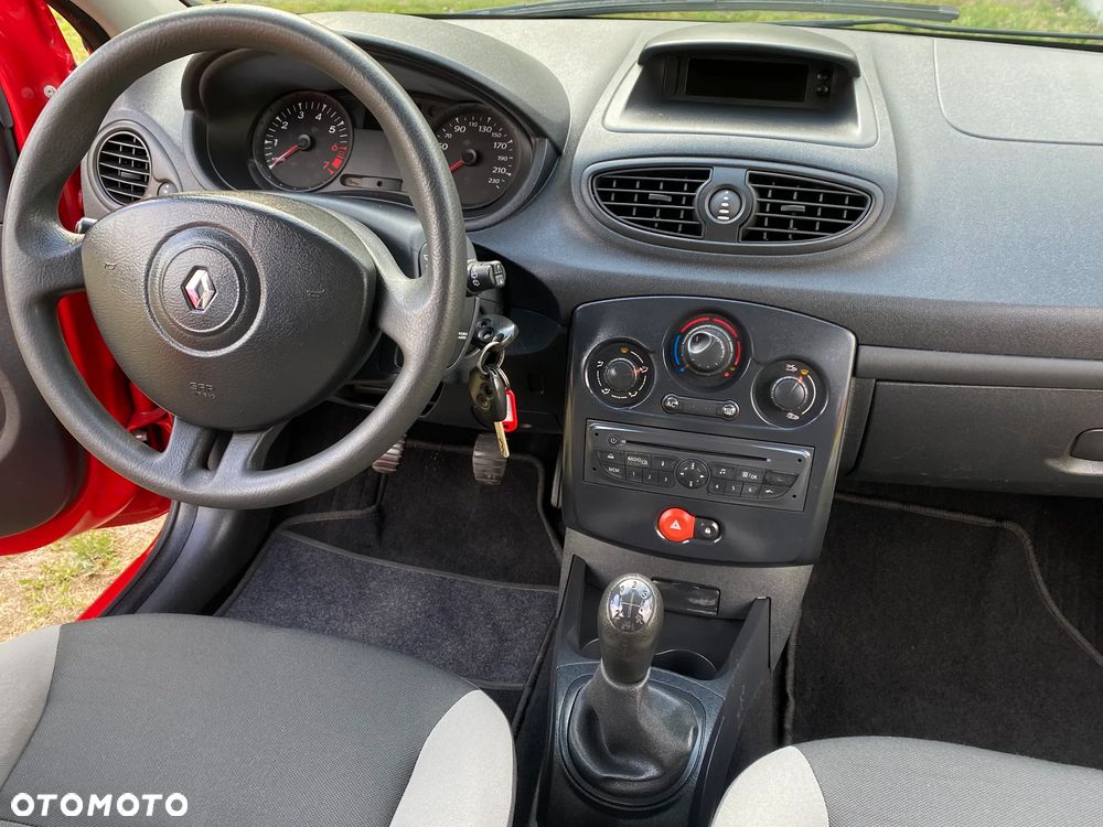 Renault Clio 1.2 16V 75 Dynamique - 34