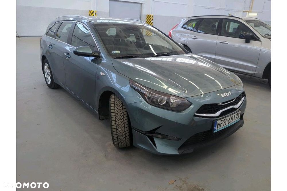 Kia Ceed 1.5 T-GDI M - 4