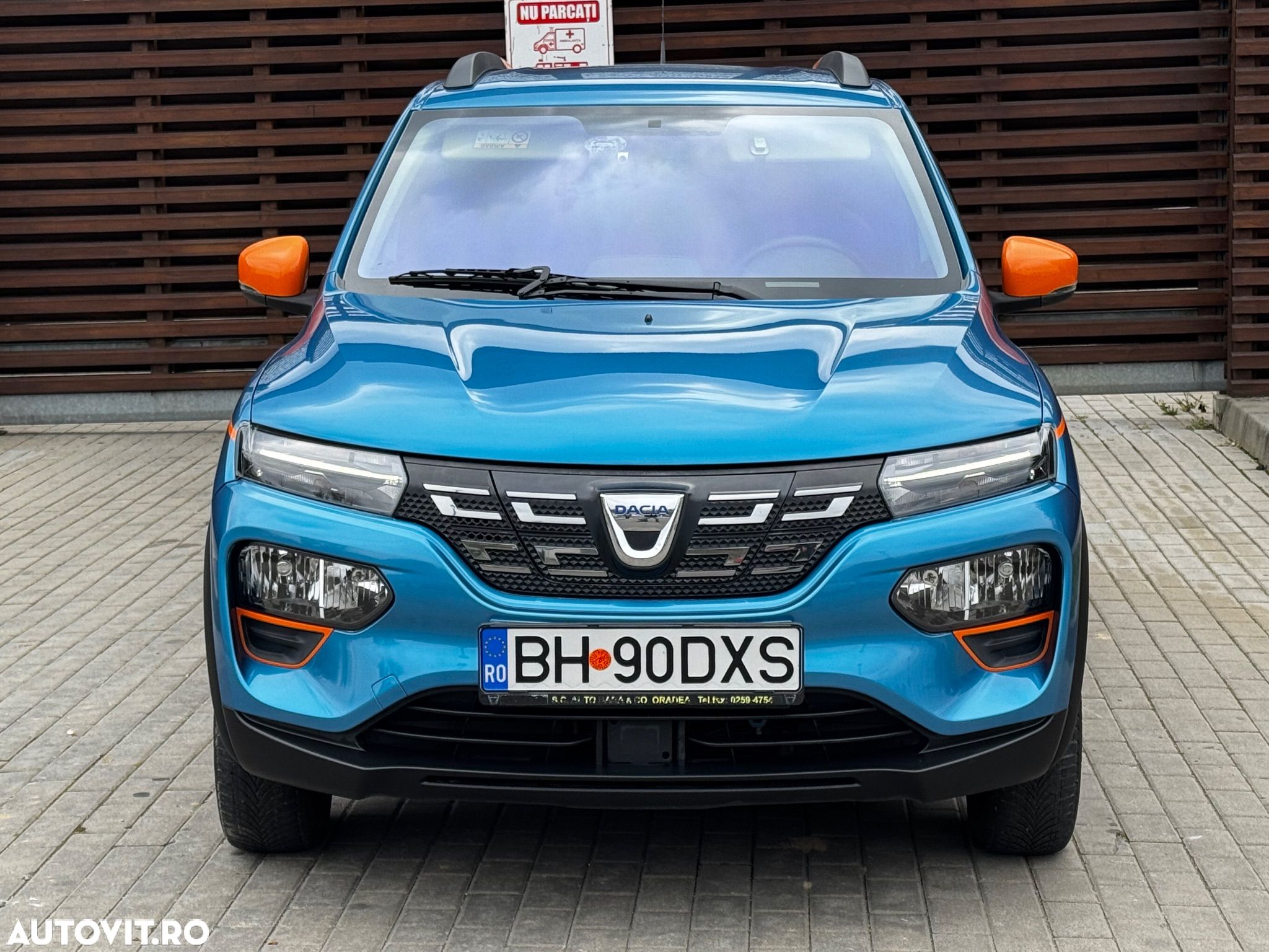 Dacia Spring Cargo Electric 45 (33kW) - 1