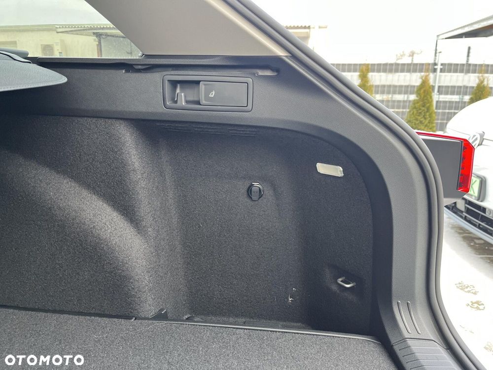 Volkswagen Golf Variant 1.5 TSI EVO Life - 20