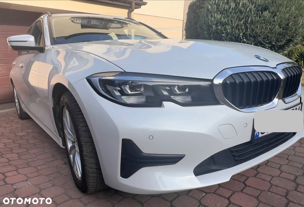 BMW Seria 3 330i Advantage - 15
