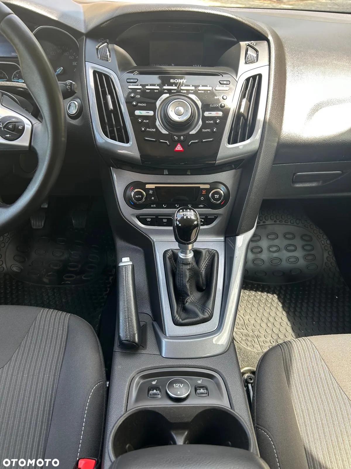 Ford Focus 1.5 TDCi DPF Start-Stopp-System Trend - 13