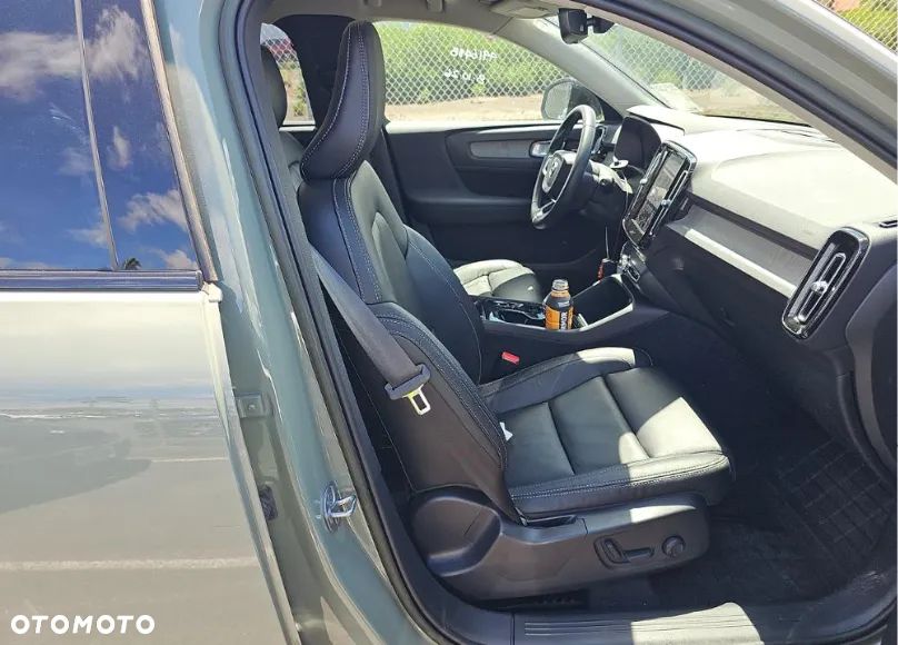 Volvo XC 40 B5 B AWD Ultimate Dark - 10