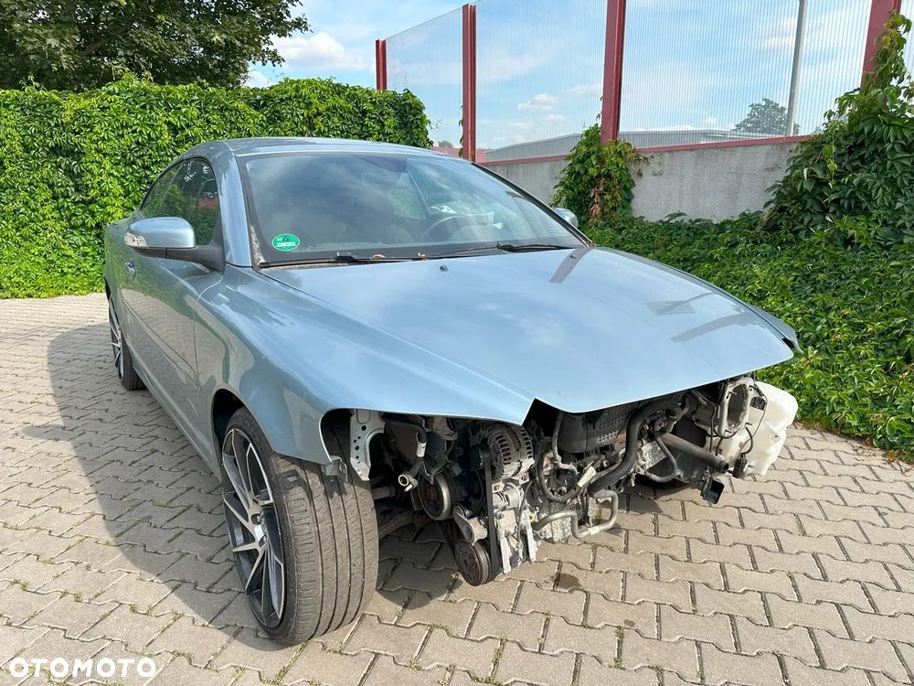 Volvo C70 2.4 Momentum - 2