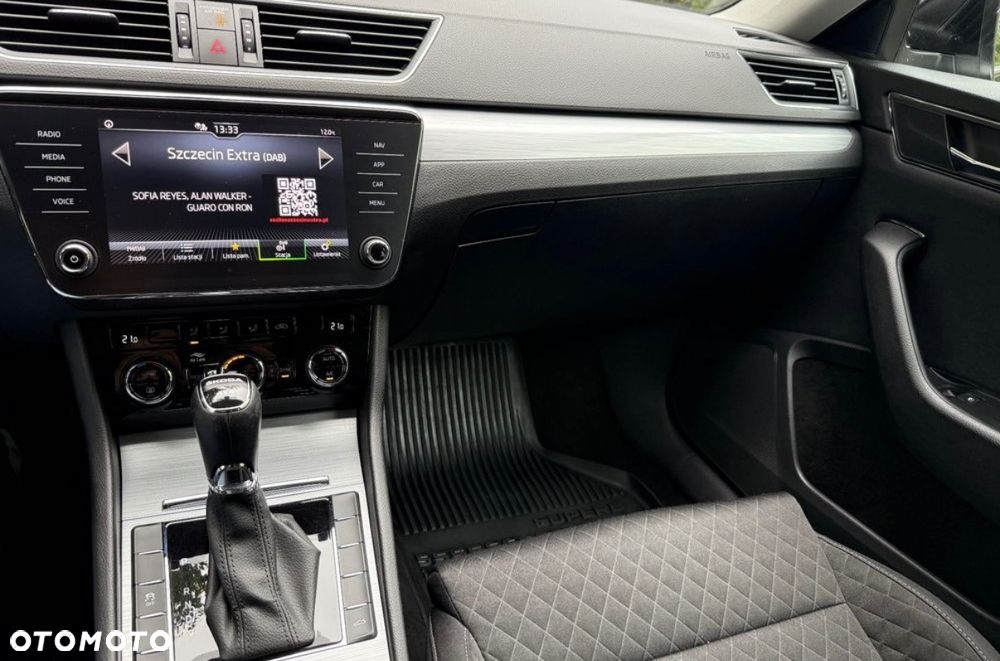 Skoda Superb 2.0 TDI SCR 4x4 Ambition DSG - 16