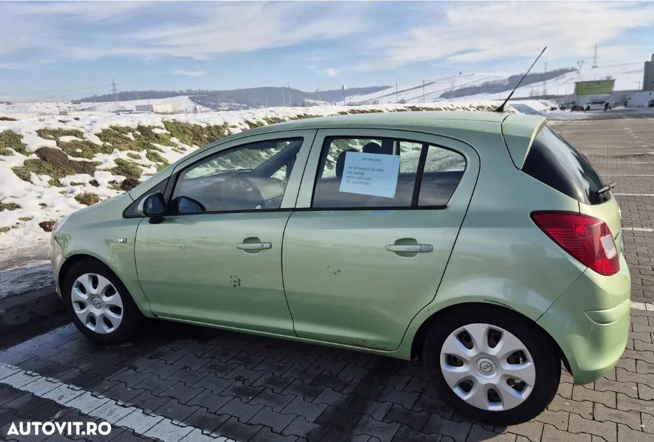 Opel Corsa 1.2i Enjoy - 4