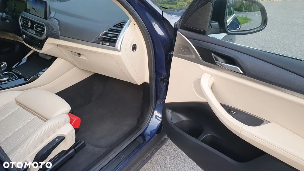 BMW X3 xDrive20d mHEV - 15