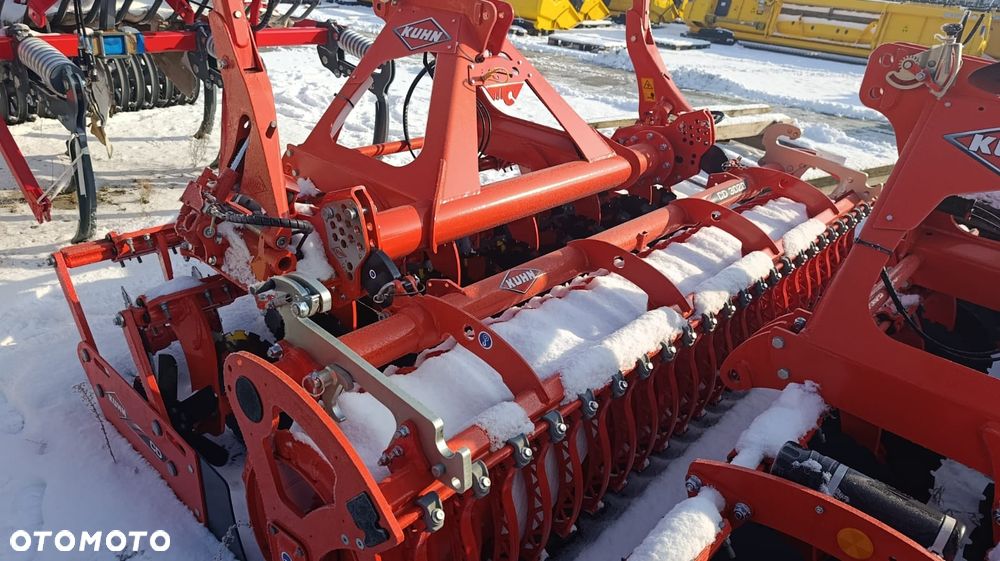 Kuhn Sitera 3030 + Brona CD 3020 - 5