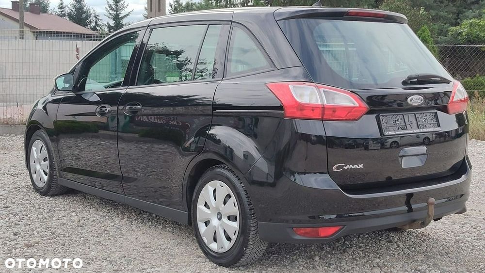 Ford Grand C-MAX - 9